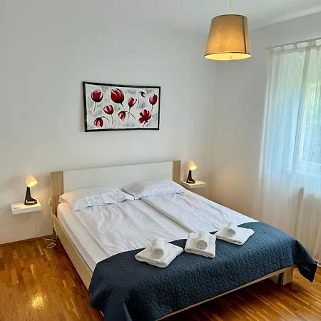 Monte Grande Apartment